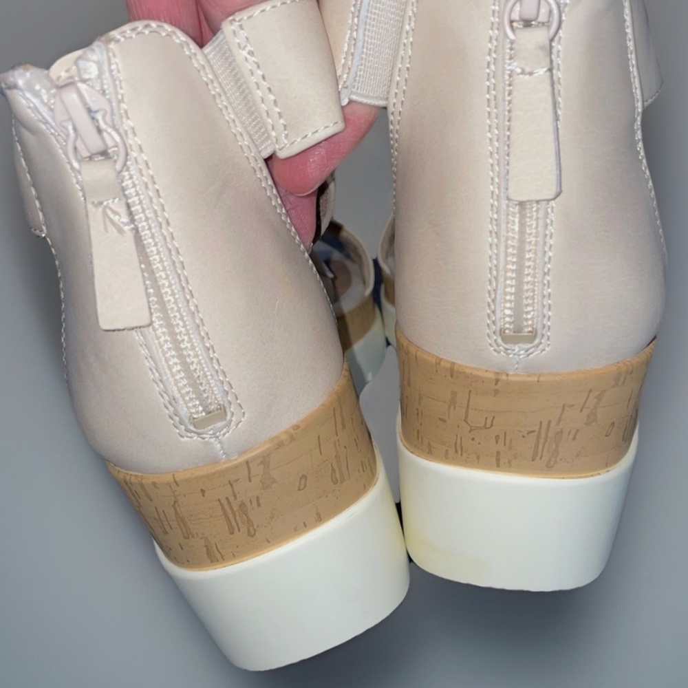 Soul Naturalizer Wedge Sandals 8.5 Wide Goodtimes Porcelain - Picture 11 of 15